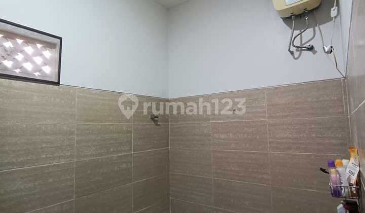 4-Bedroom House with Mountain View in Kesiman Near Sanur 2