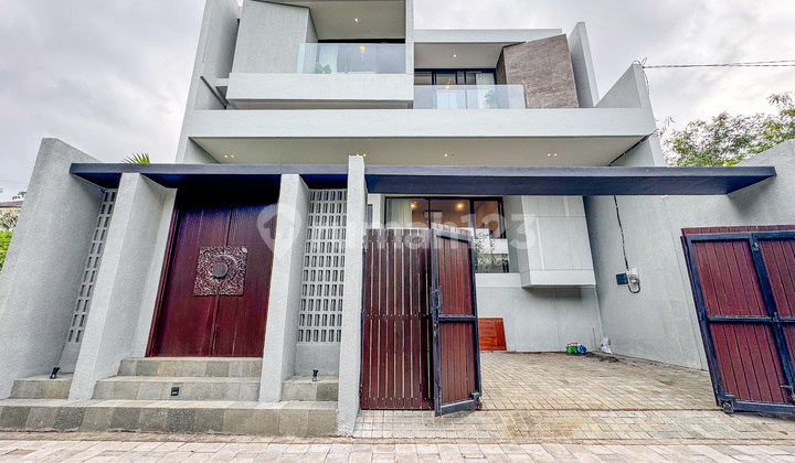 Villa 3BR Luxury Contemporary with Ocean View di Pecatu, UIuwatu.