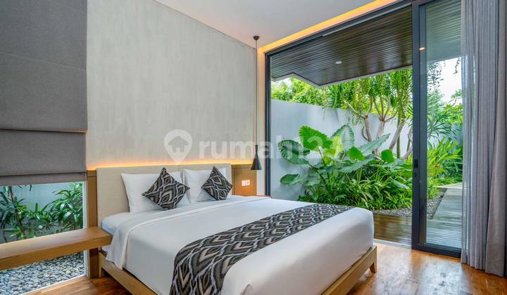 Brand New 4Br Modern Tropical Villa in Umalas