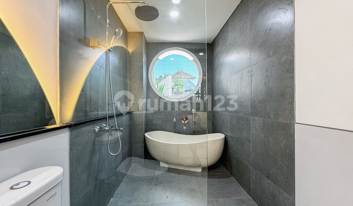 Villa 3BR Brand New Modern di Cepaka Munggu Bali 2