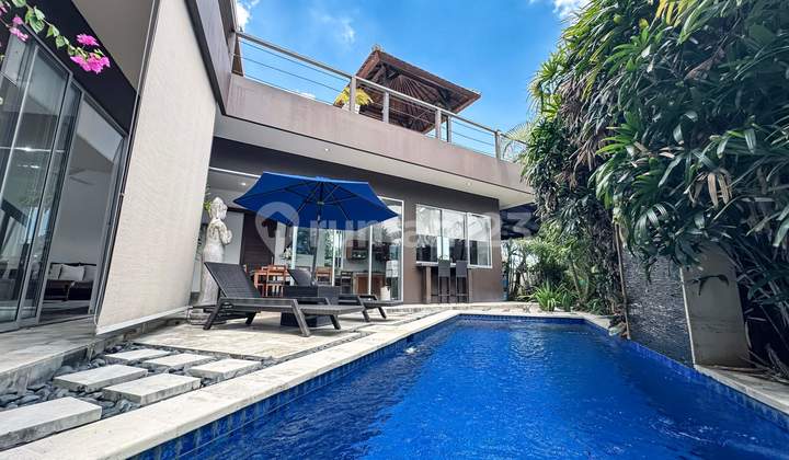 Villa 3Br Modern dengan Ricefields di Kesambi, Kerobokan.