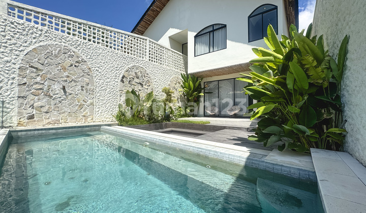 Villa 3BR Modern Contemporary in Kerobokan