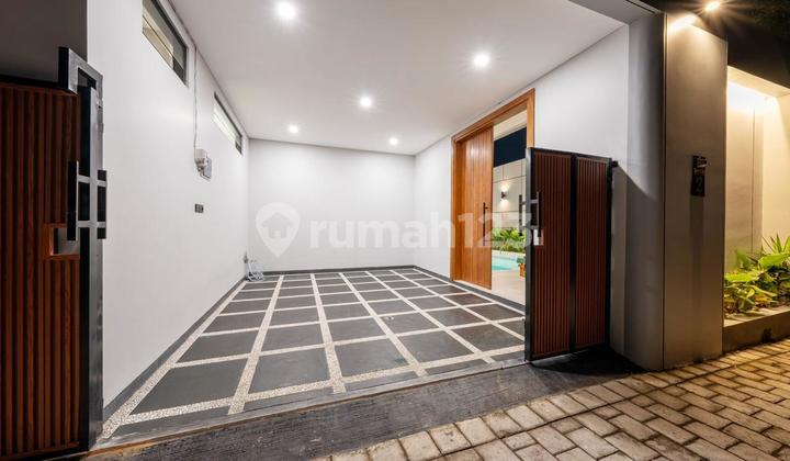 Villa 3Br Luxury Modern Dekat Pantai Berawa, Canggu 2
