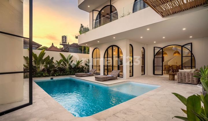 Villa 3BR Brand New Luxury Bohemian di Babakan, Canggu