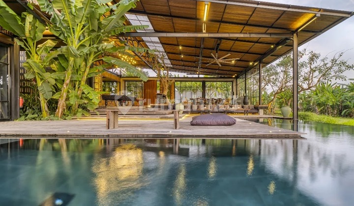 4-Bedroom Industrial Villa in Tanah Lot, Tabanan, Bali