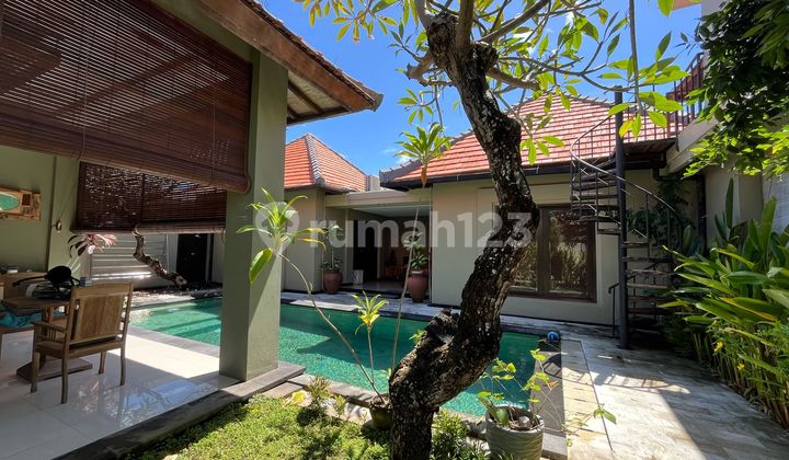 Villa 3BR Balinese Modern Style Furnished in Sanur. 1