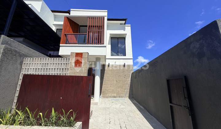 3BR Minimalist Modern House Ubung Kaja 3BR Minimalist Modern House Ubung Kaja