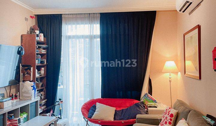 Apartement Hamptons Park 2 BR Furnished Murah 1