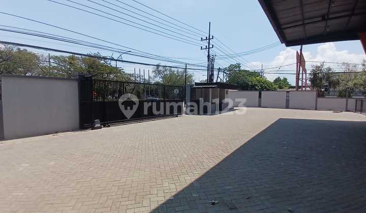 WAREHOUSE RENTAL WITH LOADING DOCK MARGOMULYO SURABAYA   Loading Dock 1334 m2  Margomulyo Surabaya