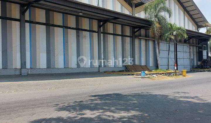 Sewa Gudang Loading Dock di Pergudangan Safe And Lock Sidoarjo, Sidoarjo 2.552 M 2