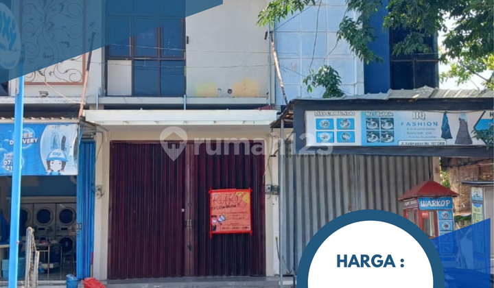 65 million/year! Only 1 unit left, GKB shophouse, rare to find, Kalimantan Road, GKB, Gresik. 65 million/year! Only 1 unit left, GKB shophouse, rare to find, Kalimantan Road, GKB, Gresik.
