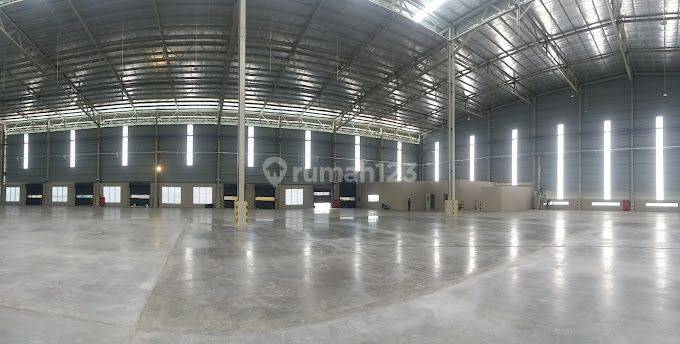 Gudang Loading Dock di Pergudangan Bumi Maspion Manyar Gresik , Gresik 4.104 M Bagus HGB 2