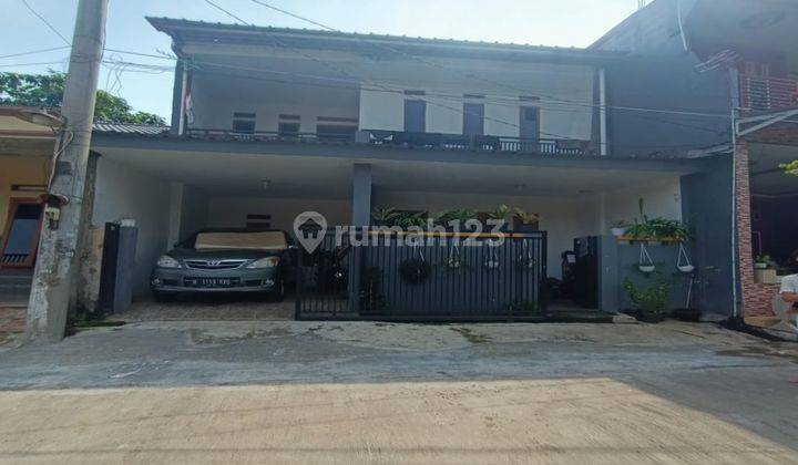 Rumah Tengah Kota Cibinong Bogor Dekat Stasiun 1