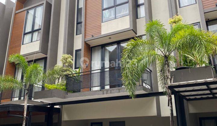 Rumah Mewah Skandinavian Dengan Rooftop Tanpa Dp Di Jaksel 1