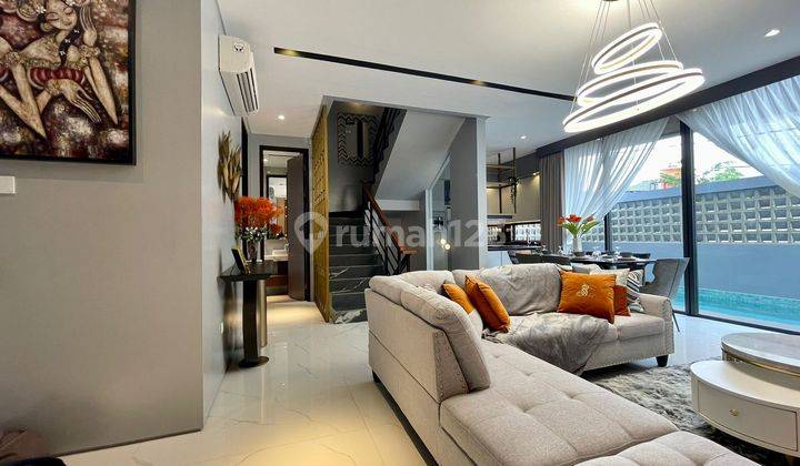 New Luxury House s In Jakarta Selatan, Under 5 Milyar Asap 1