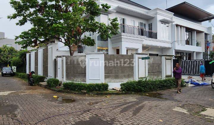 For Sale Rumah Mewah Dengan Private Pool di Lebak Bulus Jaksel 2