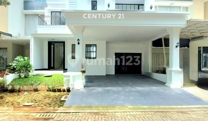 House for Sale in Sector 7 Bintaro 8128