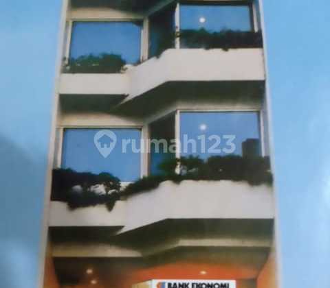 Flood-Free Hotel Neat Ready to Occupy in Glodok, Central Jakarta Flood-Free Hotel Neat Ready to Occupy in Glodok, Central Jakarta