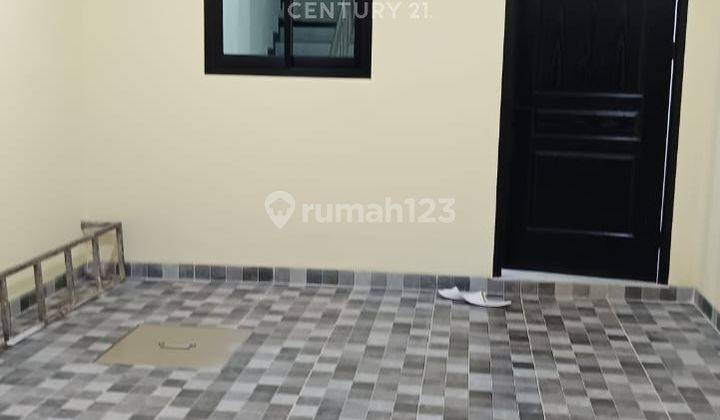 Rumah Brand New 3 Lantai Di Jembatan 5 Tambora Jakarta Barat 1