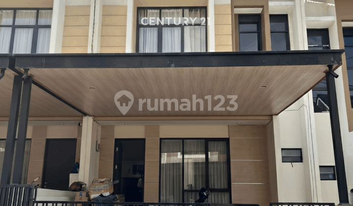 Rumah Tinggal Lingkungan Nyaman Strategis di Casa Arjuna Pamulang Rumah Tinggal Lingkungan Nyaman Strategis di Casa Arjuna Pamulang