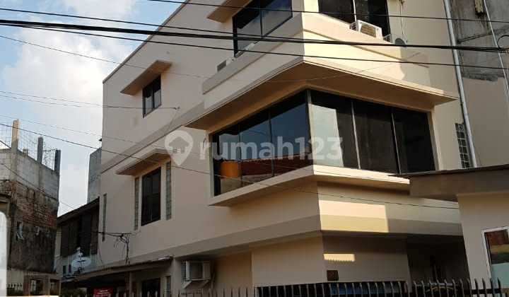 Dijual Kos dan Ruko di Tebet Lokasi Strategis, Jakarta Selatan Dijual Kos dan Ruko di Tebet Lokasi Strategis, Jakarta Selatan