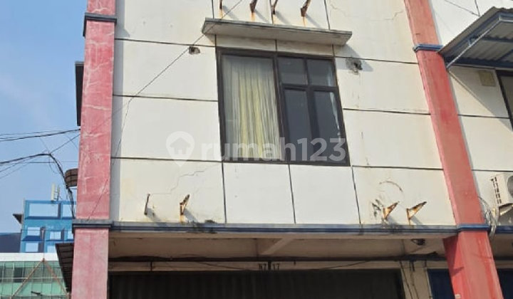 3-Story Shop House for Rent, Corner Position, Flood-Free