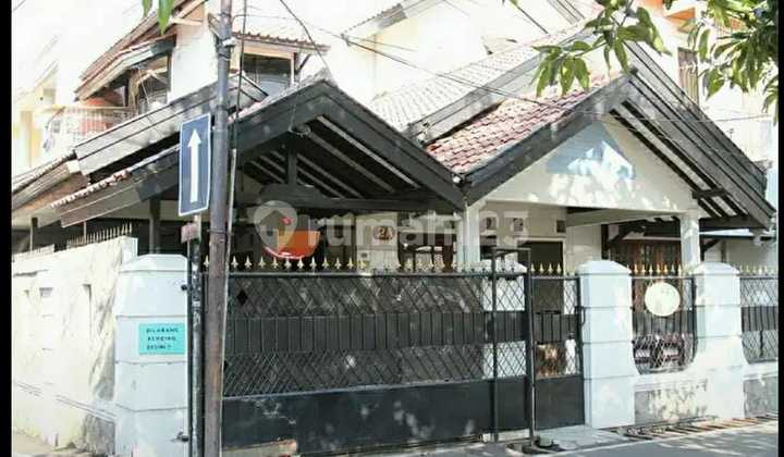 Dijual Rumah 2 Lantai Siap Huni Pulomas, Jakarta Timur 1