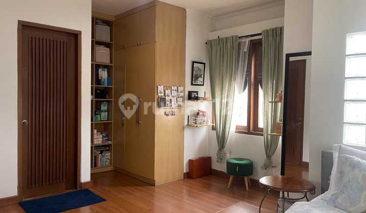 Di Jual Rumah Kota Wisata 2