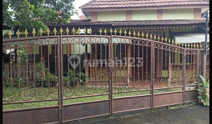 Jual Rumah Luas Harga Murah, Dekat Trans Mart, Cibubur 2