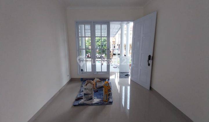 Di Jual Rumah Kota Wisata, Cluster Depan 2