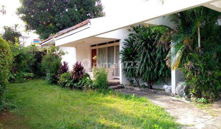 Di Jual Rumah Buaran, Pinggir Jalan 1