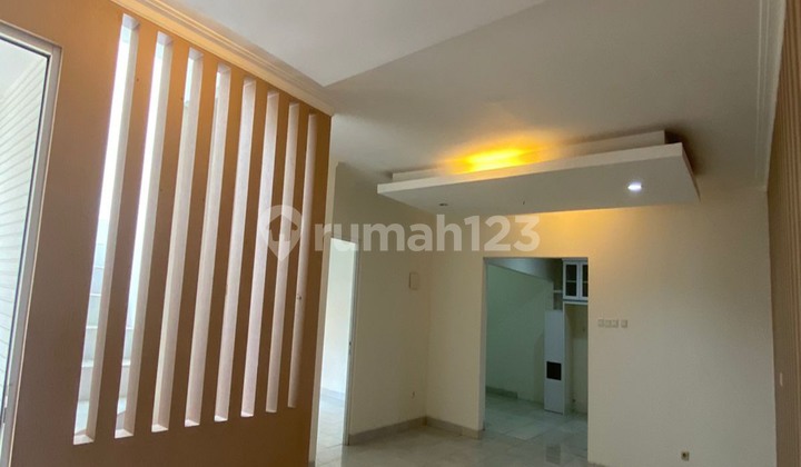 Di Jual Rumah Cluster Tengah Kota Wisata 2