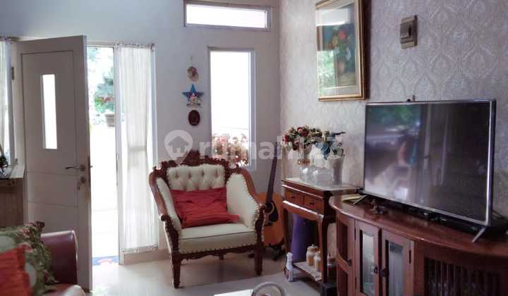 Di Jual Rumah Villa Nusa  1