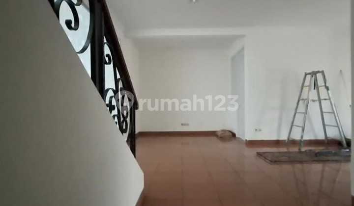 For Sale Ready-to-Occupy House in Kota Wisata