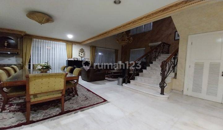 Di Jual Rumah Mewah Full Furnish, Marmer, Kota Wisata 2