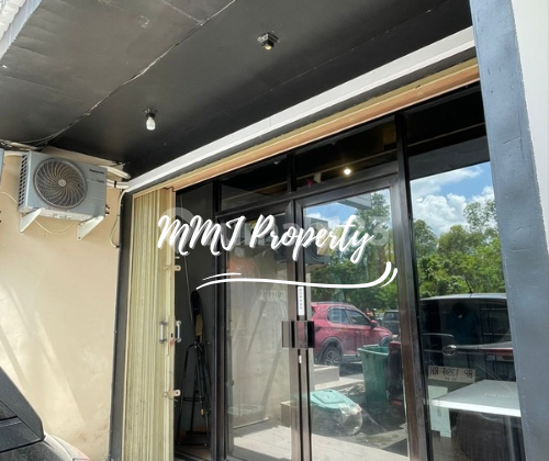 For Quick Sale: 3-Unit Row Shophouse, Strategic and Busy Batam Centre Location 2