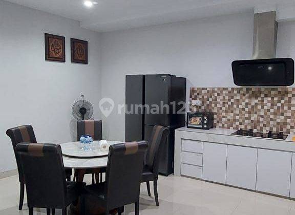 Disewakan Rumah 2 Lantai 4 Kamar Tidur Di Batam Center Furnished 2