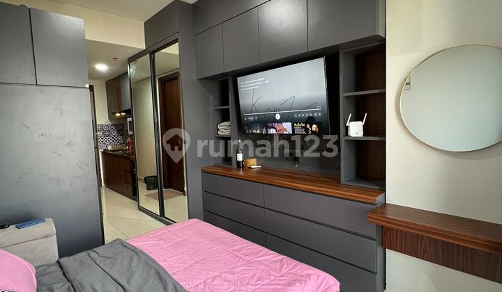 For Rent Good Furnished Studio Apartment with Sea View at Pollux Btm Ctr 1