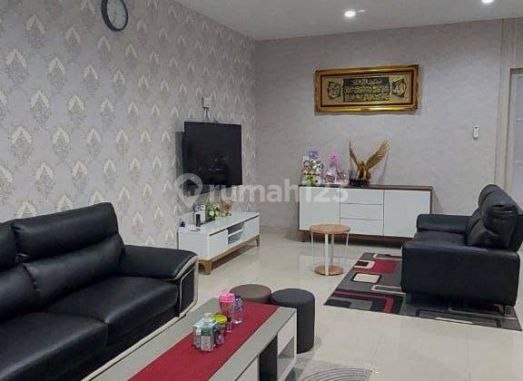 Disewakan Rumah 2 Lantai 4 Kamar Tidur Di Batam Center Furnished 1