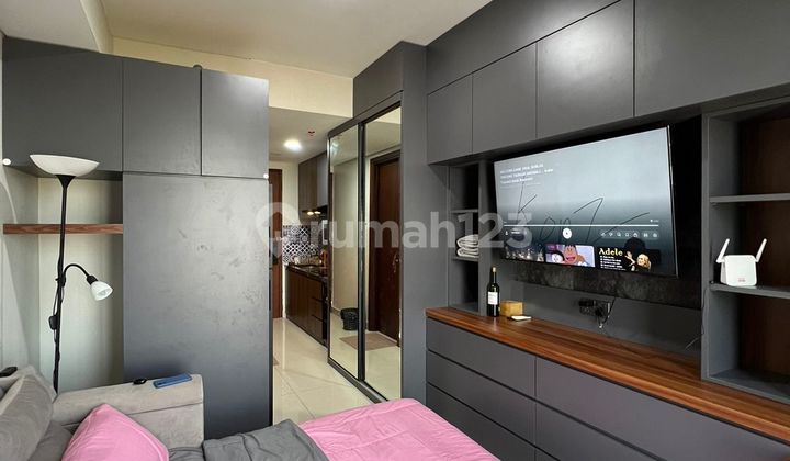 For Rent Good Furnished Studio Apartment with Sea View at Pollux Btm Ctr 2