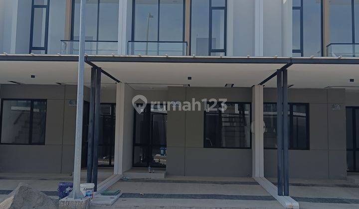 Murah Sewa Rumah 2 Lantai 4.5x10 Pik 2 Milenial Kosong Siap Huni 1