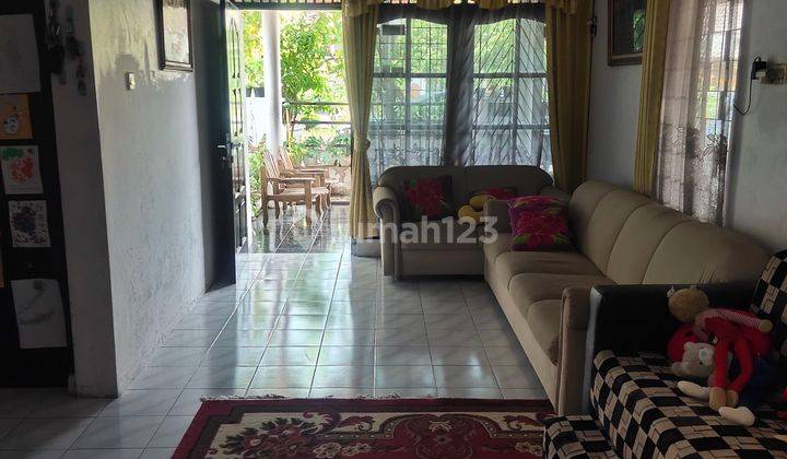 Rumah dijual 1,5 lantai dekat perkotaan 1