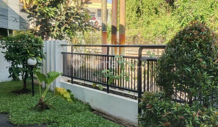 Rumah dijual pusat perkotaan dekat dengan sekolah, mall dan RS SHM Bagus 2