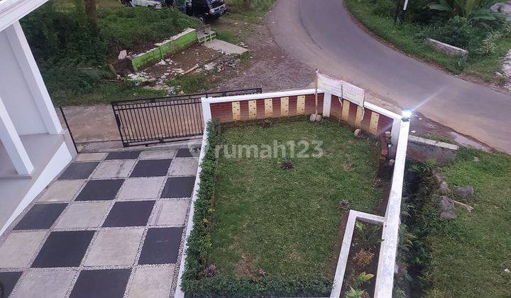 Rumah Dijual Cepat Bagus Siap Huni Dekat Tempat Wisata di Kopeng 1