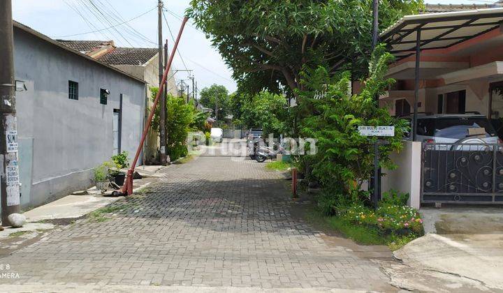 RUMAH SEMARANG TIMUR DEKAT WALTERMONGINSIDI 1