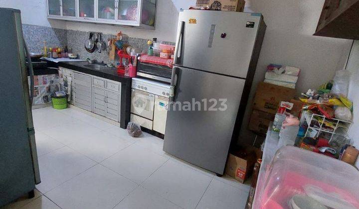 Dijual Rumah Terawat Siap Huni Kampus Ubaya Tenggilis Mejoyo Strategis 2 Lantai  1