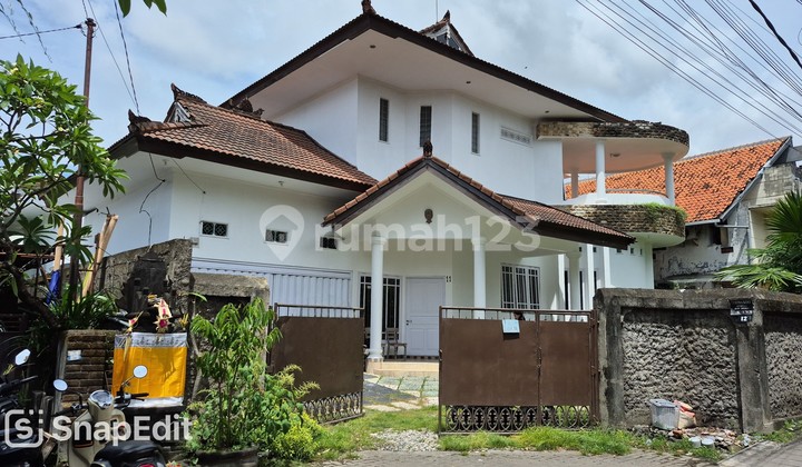 For Rent 2-Story House West Denpasar House For Rent 2-Story House West Denpasar House