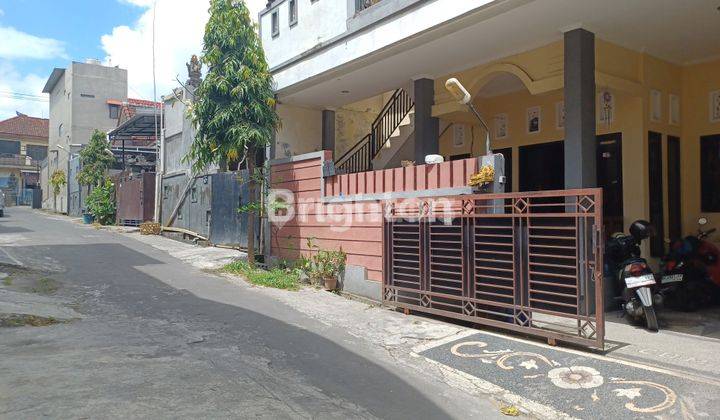 Rumah 2 Lantai Kompleks Perumahan Graha Pesona 1