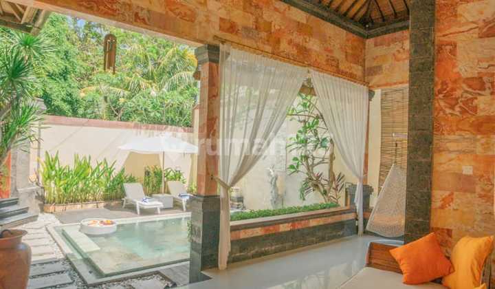Disewakan Villa 2 Bedroom + Pool Seminyak Bali Disewakan Villa 2 Bedroom + Pool Seminyak Bali
