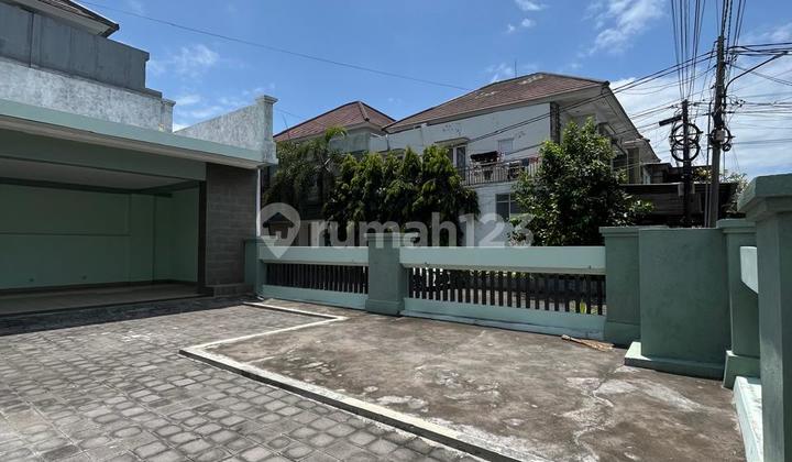 Disewakan Rumah 2 Lantai Komp Perum One Gate Bypass Ngurah Rai , Pedungan 2